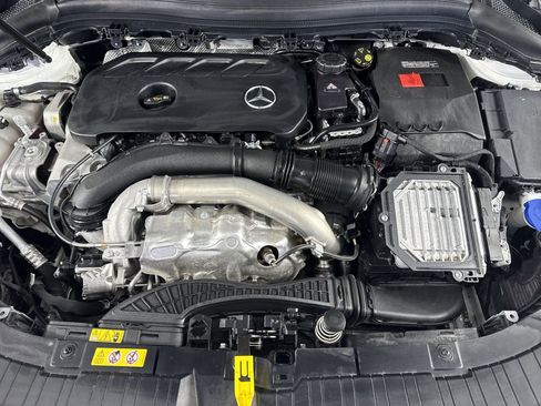 Used 2025 Mercedes-Benz GLA 250 4MATIC image 27