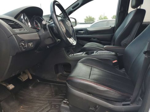 Used 2019 Dodge Grand Caravan GT FWD image 6