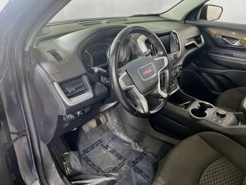 Used 2019 GMC Terrain SLE w/ Driver Convenience Package AWD/4WD image 9