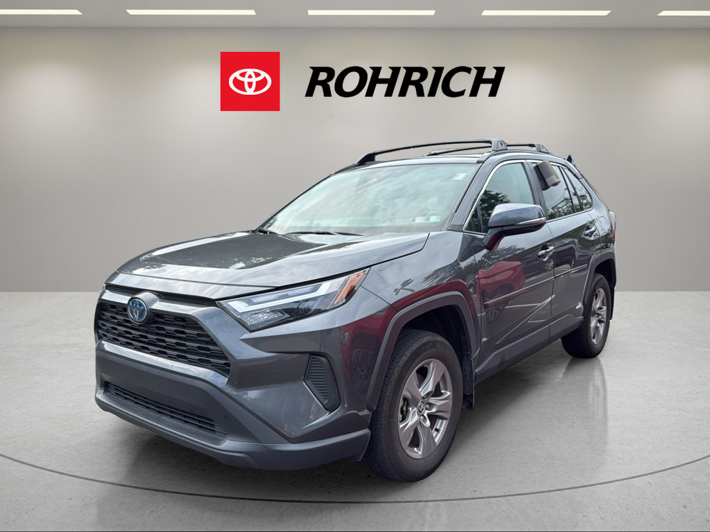 Used 2024 Toyota RAV4 XLE w/ Convenience Package AWD/4WD image 1