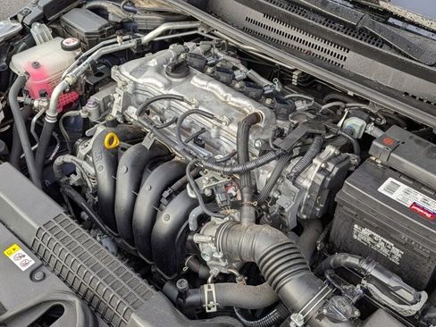 Used 2022 Toyota Corolla LE image 33