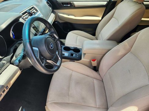 Used 2018 Subaru Outback 2.5i Premium AWD/4WD image 12