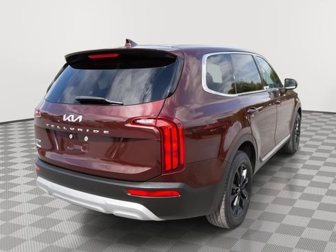 Used 2022 Kia Telluride LX image 4