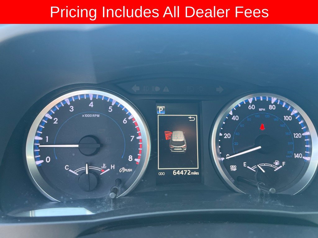 Used 2017 Toyota Highlander LE FWD image 5