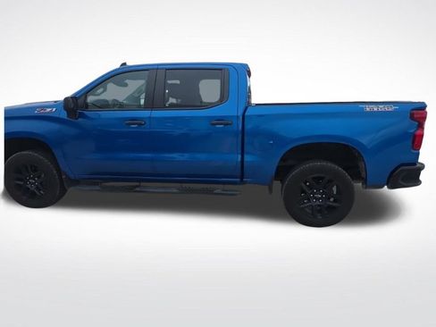 Used 2022 Chevrolet Silverado 1500 Custom Trail Boss AWD/4WD image 39