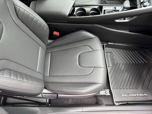 New 2026 Hyundai Elantra Limited image 13