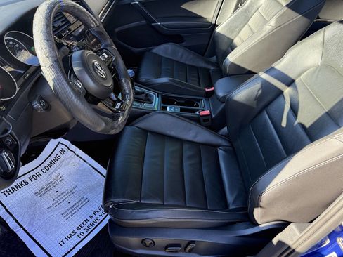 Used 2016 Volkswagen Golf R 4-Door image 14