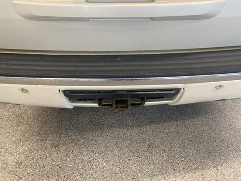 Used 2013 Cadillac Escalade ESV Platinum AWD/4WD image 8