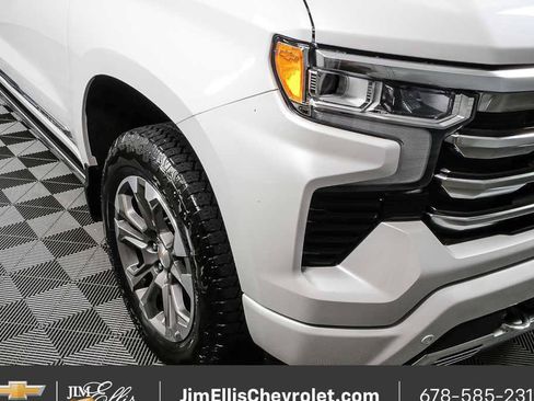 Certified 2024 Chevrolet Silverado 1500 High Country w/ Technology Package AWD/4WD image 35