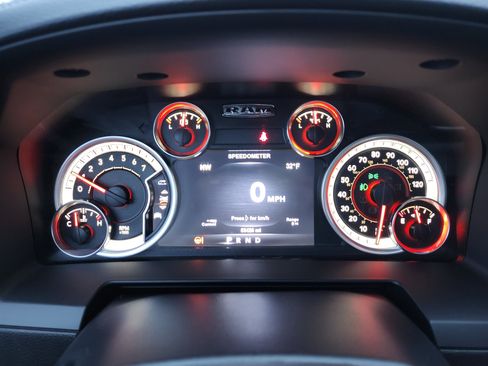 Used 2017 RAM 1500 Sport image 31