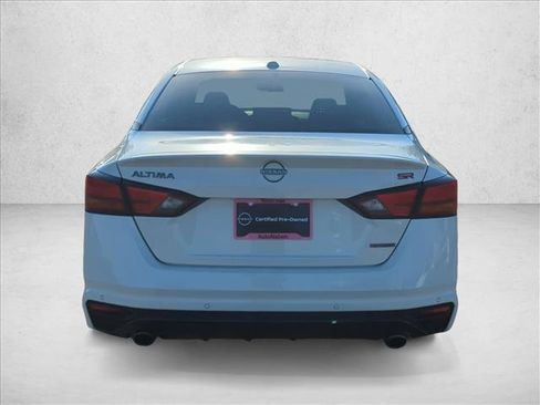 Used 2024 Nissan Altima 2.0 SR FWD image 6