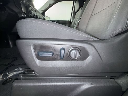 Used 2022 Chevrolet Silverado 1500 LT AWD/4WD image 14