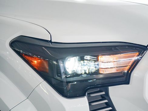 New 2026 Toyota Tacoma SR5 AWD/4WD image 11