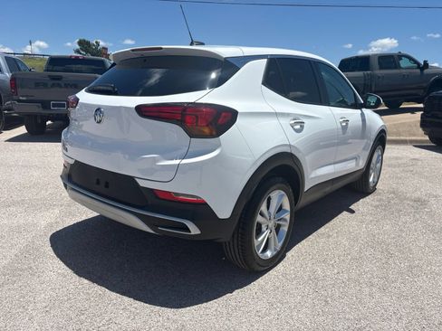 Used 2022 Buick Encore GX Preferred w/ Cold Weather Comfort Package FWD image 6