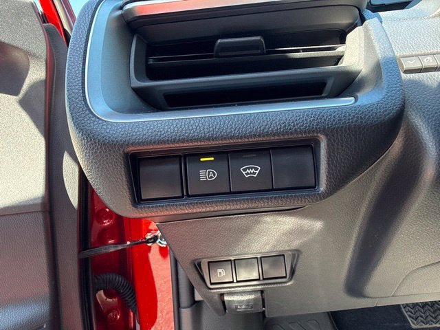 Certified 2026 Toyota Prius LE FWD image 19