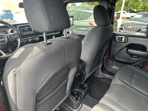 Used 2022 Jeep Wrangler Unlimited Sport AWD/4WD image 23