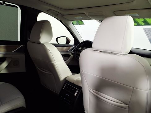 Used 2024 MAZDA CX-90 3.3 Turbo w/ Premium Plus Pkg image 11