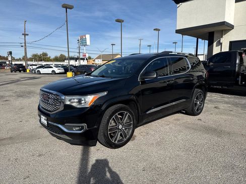 Used 2017 GMC Acadia Denali FWD image 2