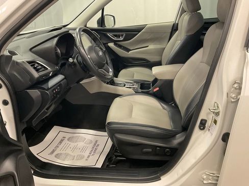 Used 2021 Subaru Forester Limited w/ Popular Package #3 image 4