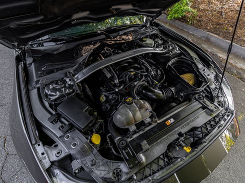 Used 2016 Ford Mustang Shelby GT350 w/ Technology Package image 61