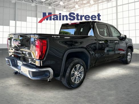 Used 2025 GMC Sierra 1500 SLT AWD/4WD image 5