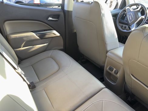 Used 2015 GMC Canyon SLT w/ Driver Alert Package image 6