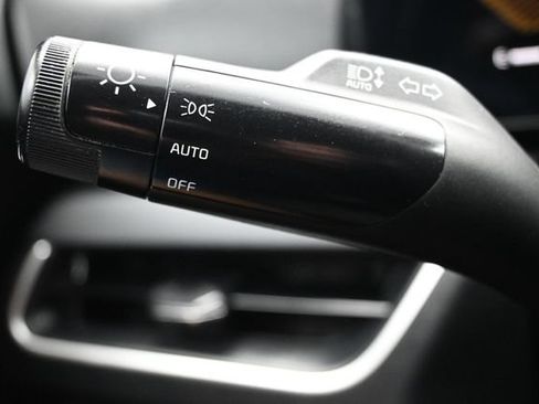 Used 2025 Kia K4 FWD image 19