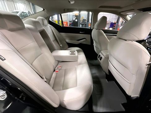 Used 2019 Nissan Altima 2.5 SV FWD image 20