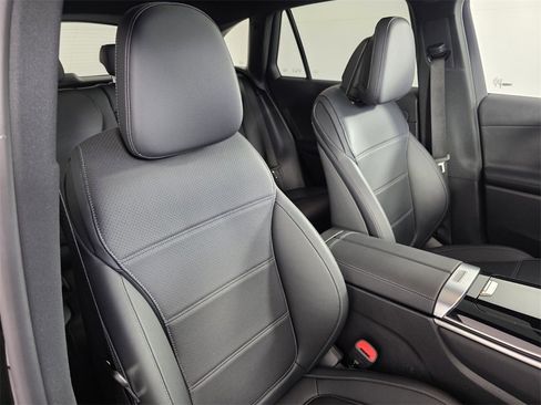 Certified 2025 Mercedes-Benz GLC 300 GLC 300 image 28
