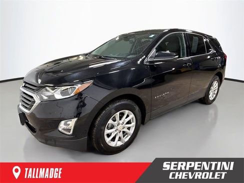 Used 2019 Chevrolet Equinox LT w/ Driver Convenience Package image 1