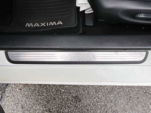 Used 2016 Nissan Maxima SR image 30