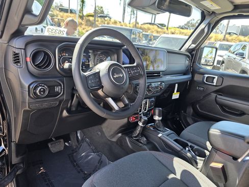 New 2026 Jeep Gladiator Rubicon w/ Steel Power Dome Hood Package image 10