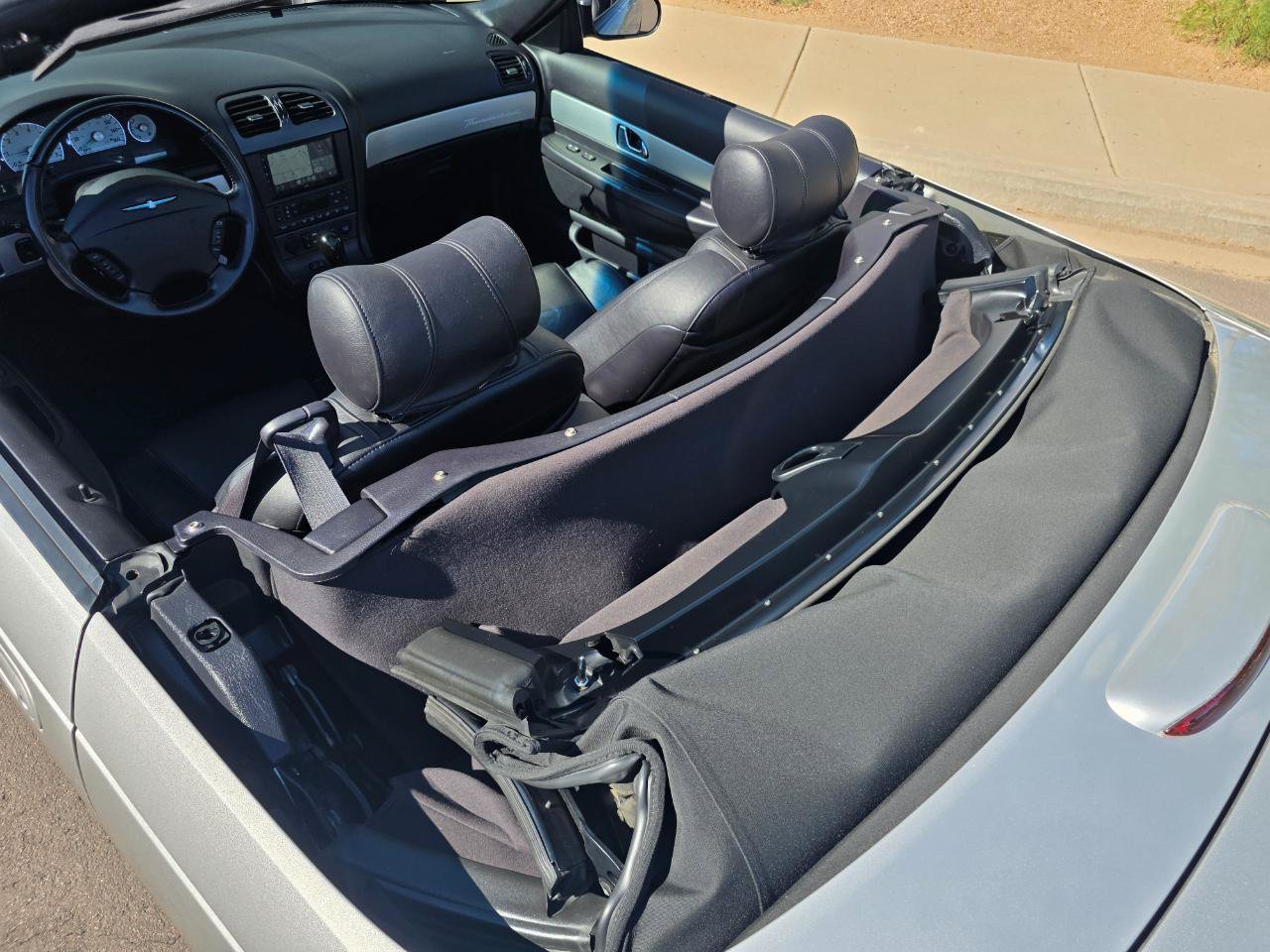 Used 2005 Ford Thunderbird RWD image 26