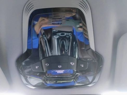 Used 2018 Alfa Romeo Stelvio AWD image 16