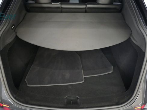 Used 2026 Tesla Model Y Long Range RWD image 23
