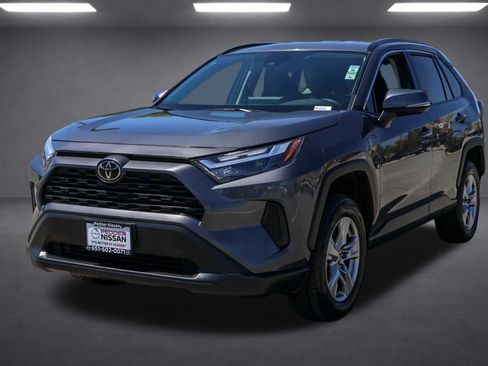 Used 2024 Toyota RAV4 XLE AWD/4WD image 8