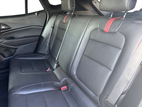 Used 2024 Chevrolet Trax RS w/ Sunroof Package FWD image 13
