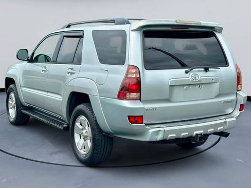 Used 2005 Toyota 4Runner Sport AWD/4WD image 4