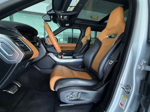 Used 2019 Land Rover Range Rover Sport SVR image 5