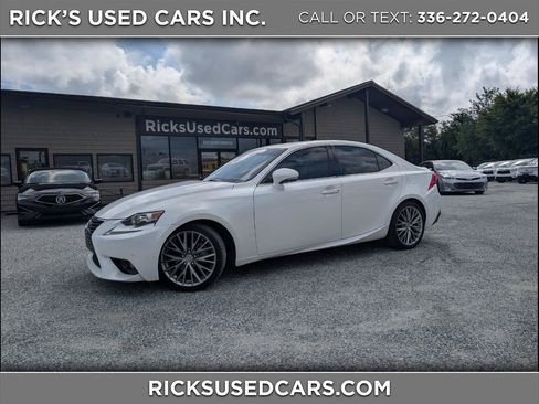 Used 2014 Lexus IS 250 w/ Navigation Package RWD image 1