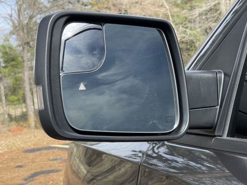 Certified 2021 RAM 1500 Laramie image 37