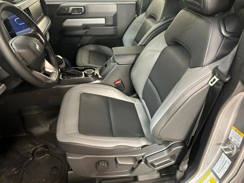 Used 2024 Ford Bronco Black Diamond image 8
