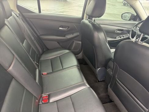 Used 2023 Nissan Sentra SR w/ SR Premium Package FWD image 21