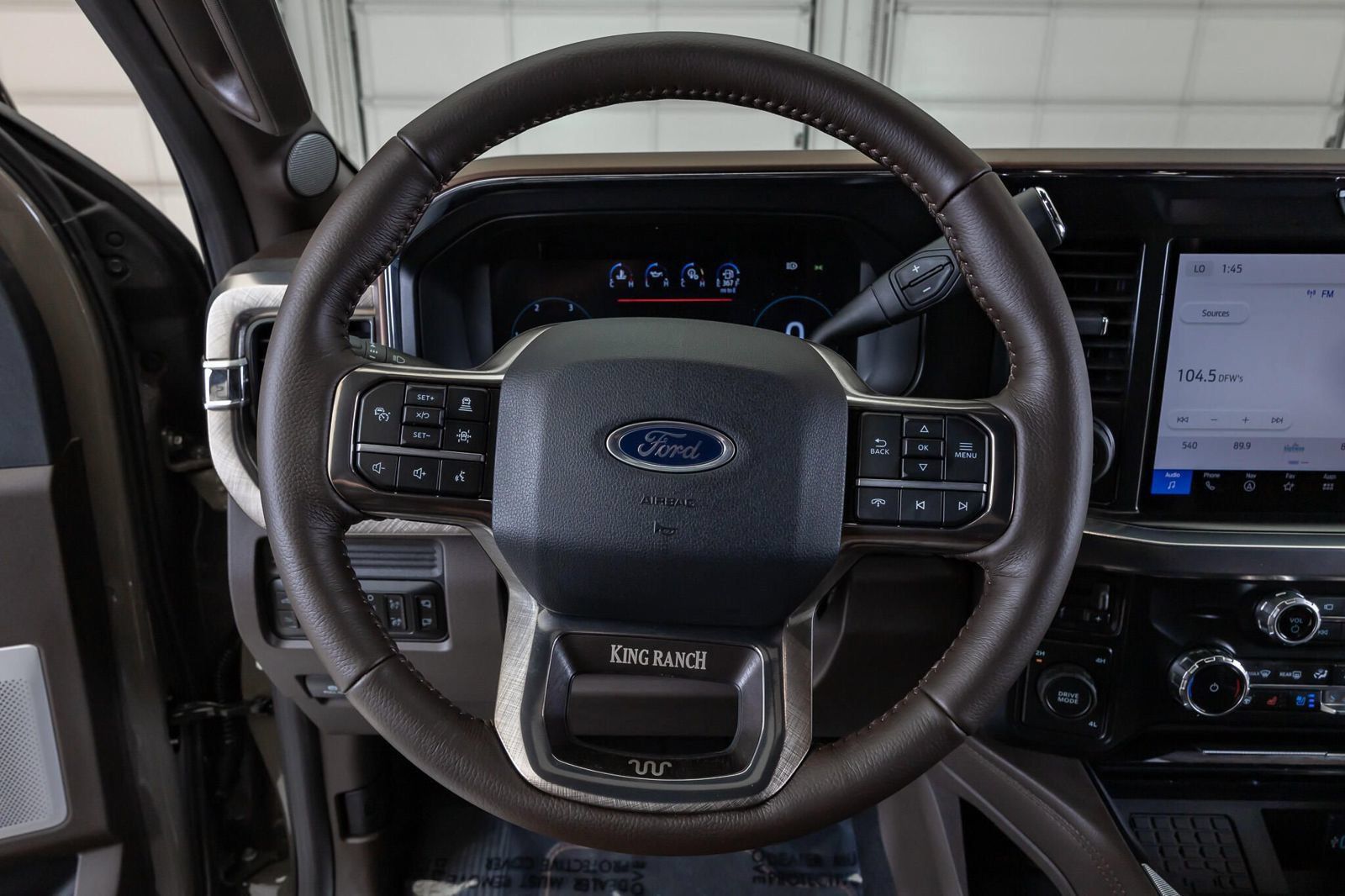 Used 2026 Ford F450 King Ranch w/ Chrome Package AWD/4WD image 17