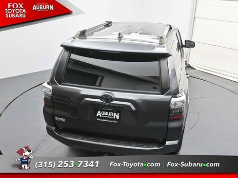 Used 2022 Toyota 4Runner SR5 Premium w/ Moonroof Package AWD/4WD image 28