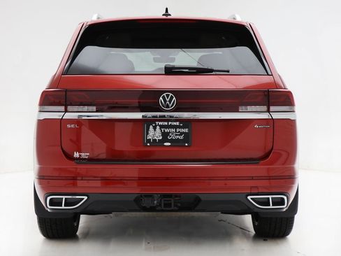 Used 2025 Volkswagen Atlas SEL Premium R-Line image 9