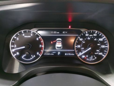 Used 2023 Nissan Rogue S image 18