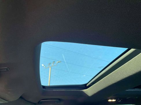 Used 2018 Ford Explorer Sport w/ Equipment Group 401A image 9