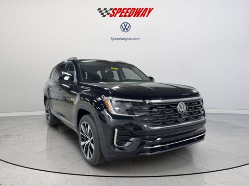 New 2026 Volkswagen Atlas SEL Premium R-Line AWD/4WD image 2