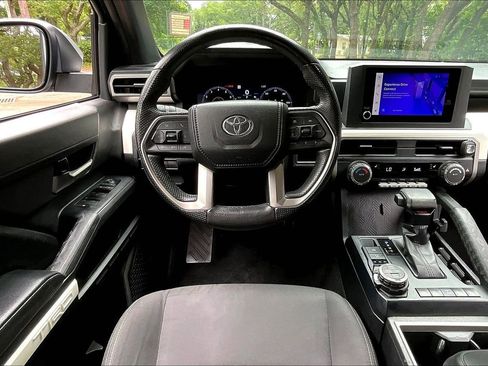 Used 2024 Toyota Tacoma TRD Off-Road AWD/4WD image 8